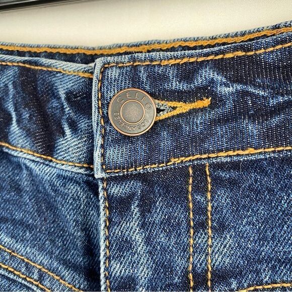Cello jeans size 9.   - Picture 5 of 11